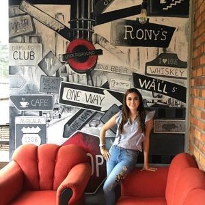 Meet your Posher, Melissa